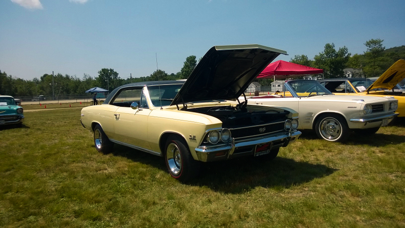Illustration for article titled Pictures From a Local Car Show